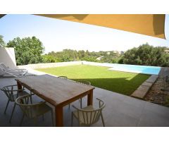 Fabulosa casa de 350 m2 con jardín y piscina - Campanet