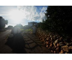 IDÍLICA FINCA RÚSTICA MENORQUINA