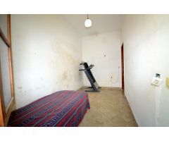 Casa con Proyecto y Licencia de Obra Aprobados en el Centro de Inca