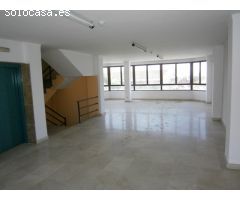 Edificio de 4 plantas y ascensor !