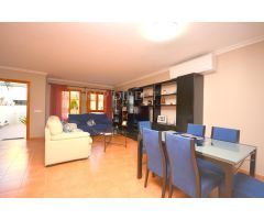 Chalet Adosado, con garaje para 3 coches con 2 terraza, en Son Espanyolet