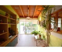 Chalet Adosado, con garaje para 3 coches con 2 terraza, en Son Espanyolet