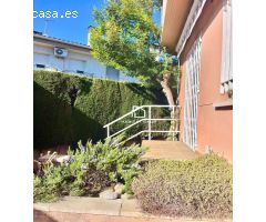 Chalet en Venta en Girona, Girona
