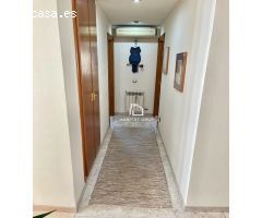 Chalet en Venta en Girona, Girona