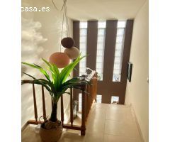 Chalet en Venta en Girona, Girona