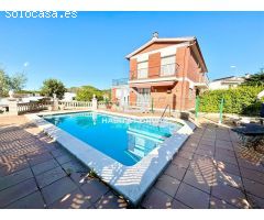Chalet en Venta en Llagostera, Girona