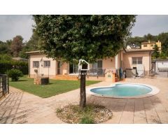 Chalet en Venta en Sevares, Barcelona