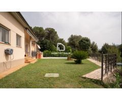 Chalet en Venta en Sevares, Barcelona