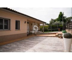 Chalet en Venta en Sevares, Barcelona