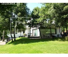 Chalet en Venta en Sevares, Barcelona