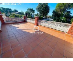 Chalet en Venta en Santa Coloma de Farners, Girona