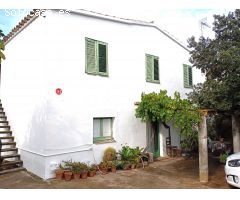 Chalet en Venta en Mont-ras, Girona