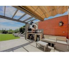 Chalet en Venta en Cassà de la Selva, Girona