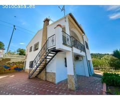 Chalet en Venta en Llagostera, Girona
