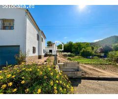 Chalet en Venta en Llagostera, Girona
