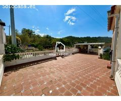Chalet en Venta en Llagostera, Girona
