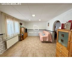 Chalet en Venta en Llagostera, Girona