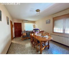 Chalet en Venta en Llagostera, Girona