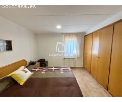 Chalet en Venta en Llagostera, Girona