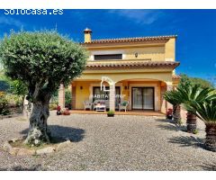 Chalet en Venta en Castell-Platja dAro, Girona