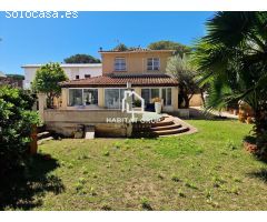 Chalet en Venta en Castelldefels, Barcelona