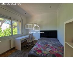 Chalet en Venta en Castelldefels, Barcelona