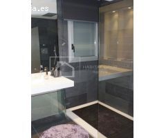 Chalet en Venta en Girona, Girona