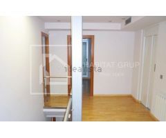 Chalet en Venta en Girona, Girona
