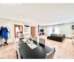 Chalet en Venta en Begur, Girona