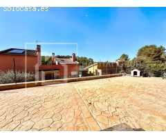Chalet en Venta en Begur, Girona