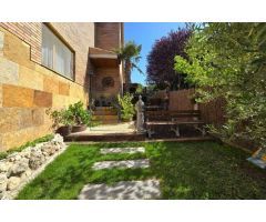 Chalet en Venta en Sevares, Barcelona
