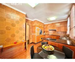 Chalet en Venta en Banyoles, Girona