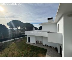 Chalet en Venta en Vidreres, Girona