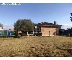 Chalet en Venta en Sils, Girona