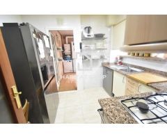 Piso en Venta en Salto, Girona