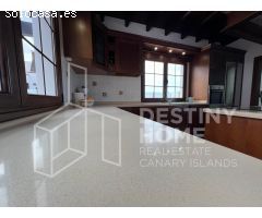 Villa de Lujo en Venta en Villaverde, Las Palmas