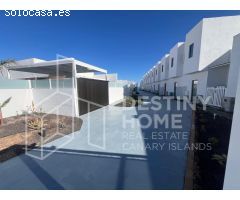 Dúplex en Venta en Corralejo, Las Palmas