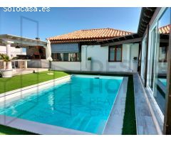 Villa de Lujo en Venta en Corralejo, Las Palmas