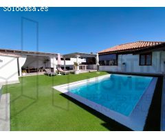 Villa de Lujo en Venta en Corralejo, Las Palmas
