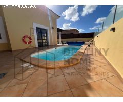 Villa de Lujo en Venta en Corralejo, Las Palmas
