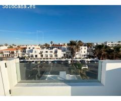 Villa de Lujo en Venta en Corralejo, Las Palmas