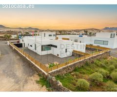 Villa de Lujo en Venta en Lajares, Las Palmas