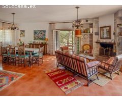Chalet en Venta en Castell-Platja dAro, Girona