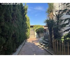 Chalet en Venta en Llagostera, Girona