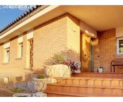 Chalet en Venta en Girona, Girona