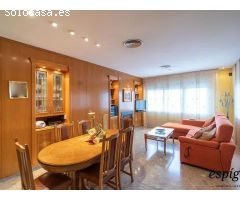 Chalet en Venta en Girona, Girona