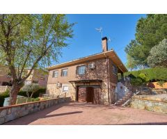 CHALET INDEPENDIENTE EN PARQUE COIMBRA