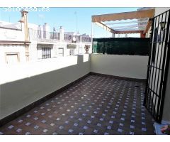 LUMINOSO ÁTICO EN CALLE SANTA ANA CON TERRAZA