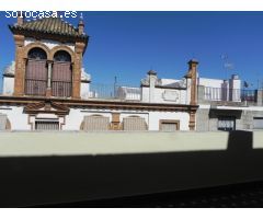 LUMINOSO ÁTICO EN CALLE SANTA ANA CON TERRAZA