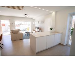 Villa de Lujo en Venta en Pilar de la Horadada, Alicante